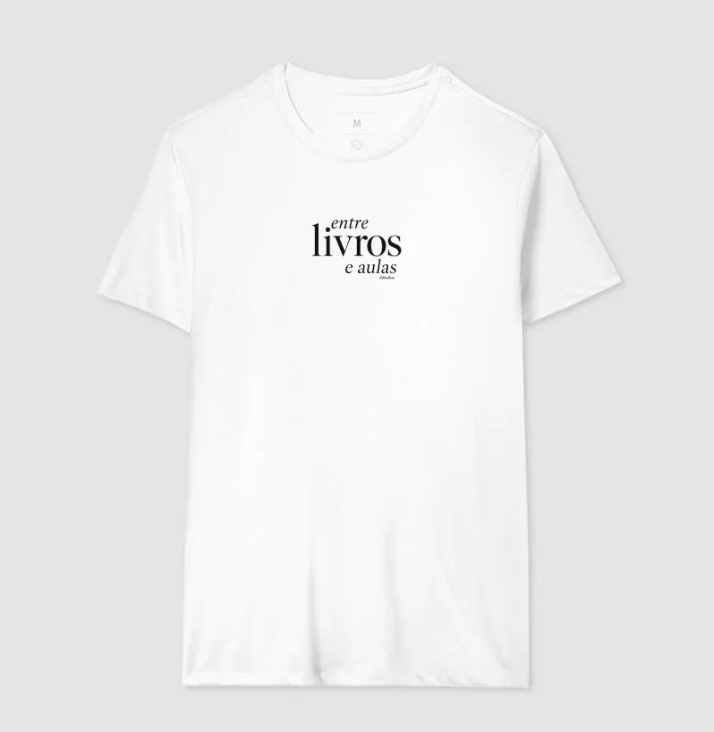 Camiseta Entre Livros e Aulas - Imagem 4