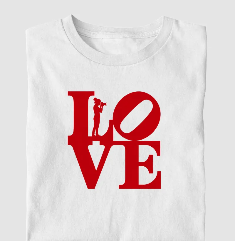 Love - Ela