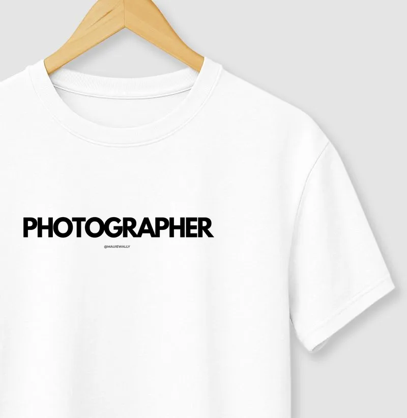 PHOTOGRAPHER black