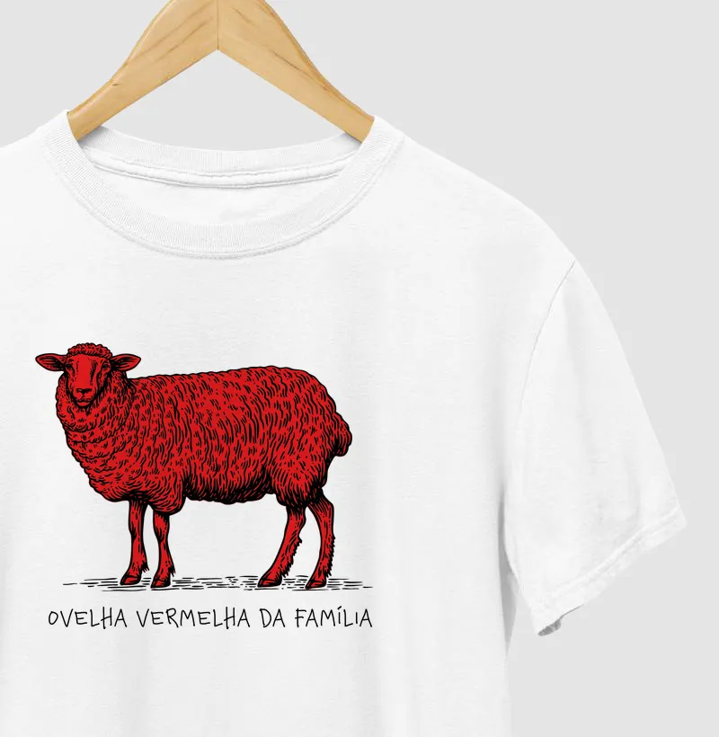 Ovelha Vermelha da Família - Camiseta