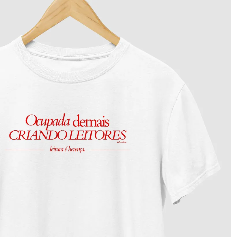 Ocupada demais criando leitores