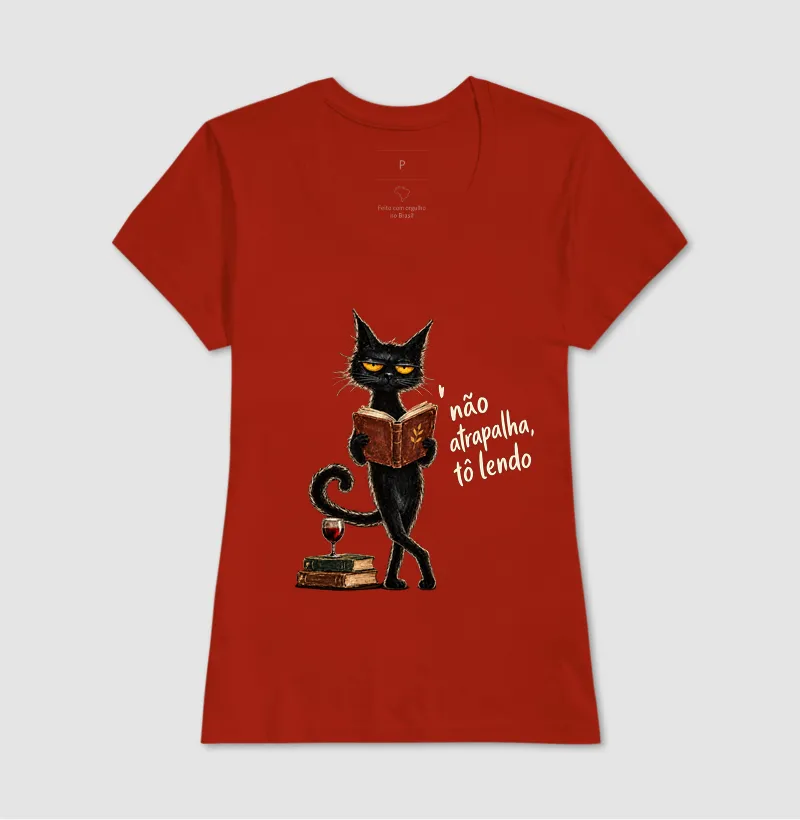 Camiseta Não Atrapalha, Tô Lendo — Gato Leitor - Imagem 11