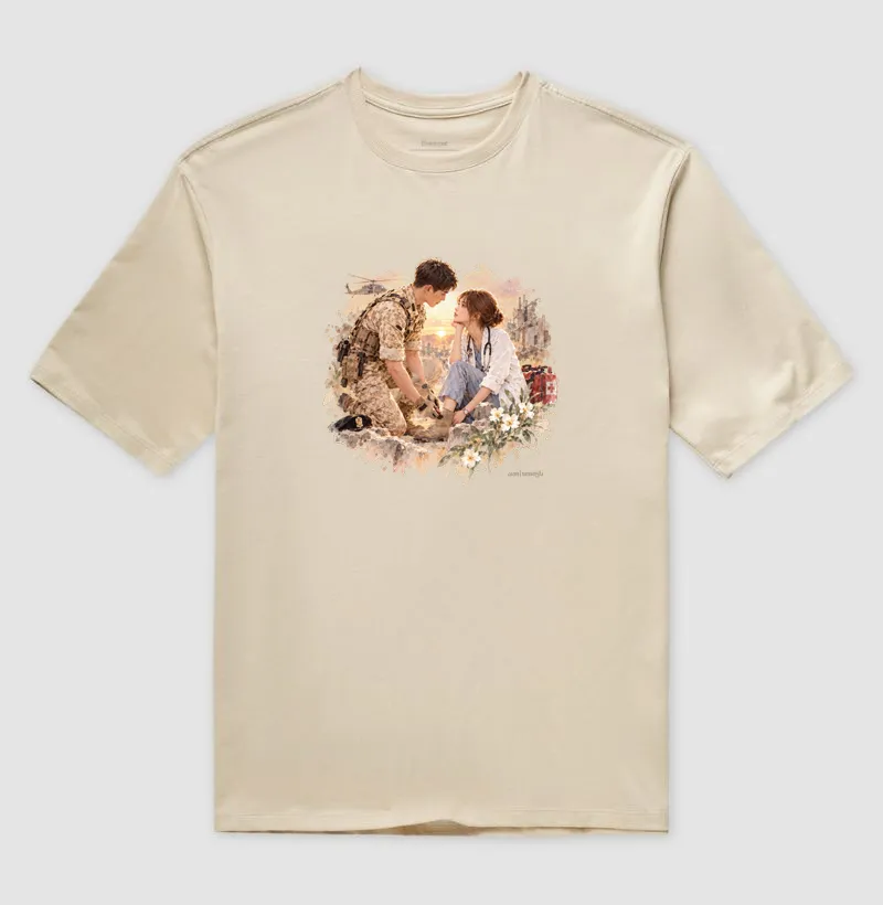Camiseta Oversized Dorama Entre Missões e Destinos | Romance Militar - Imagem 3