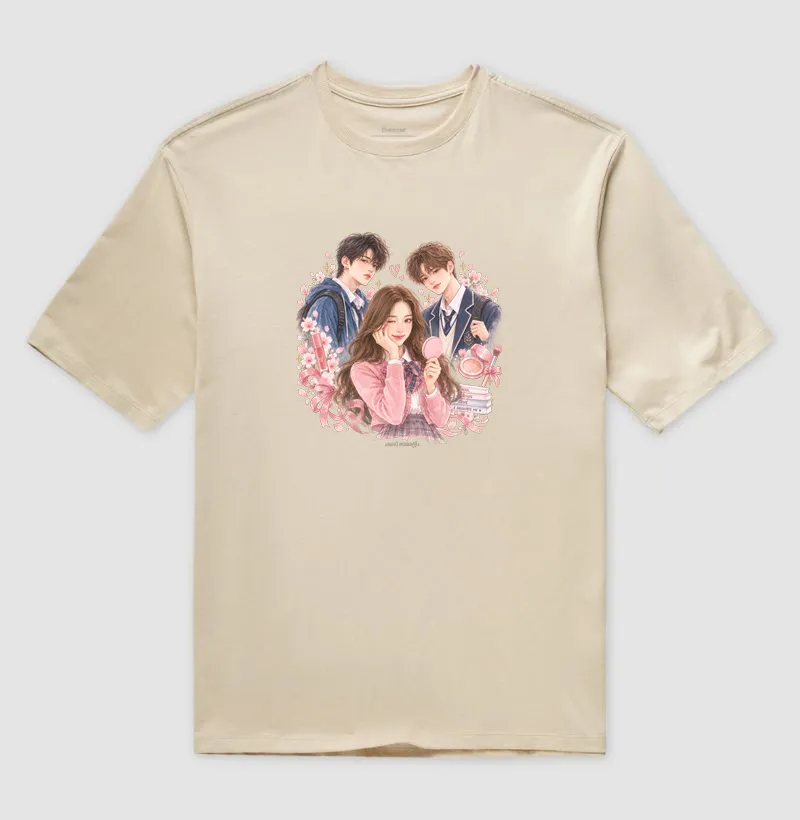 Camiseta Oversized Beleza | Romance Escolar em Aquarela