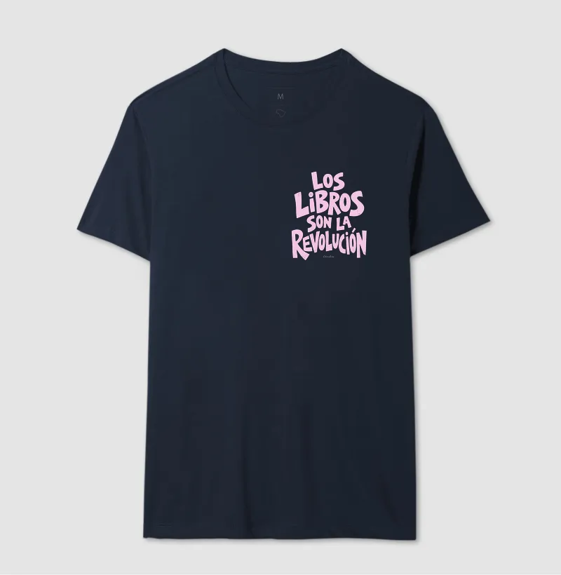 Camiseta Los Libros Son La Revolución - Imagem 6