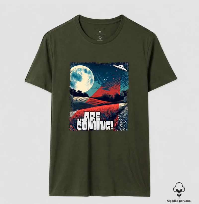 Camiseta Algodão Peruano - UFO Abduções em Fazendas