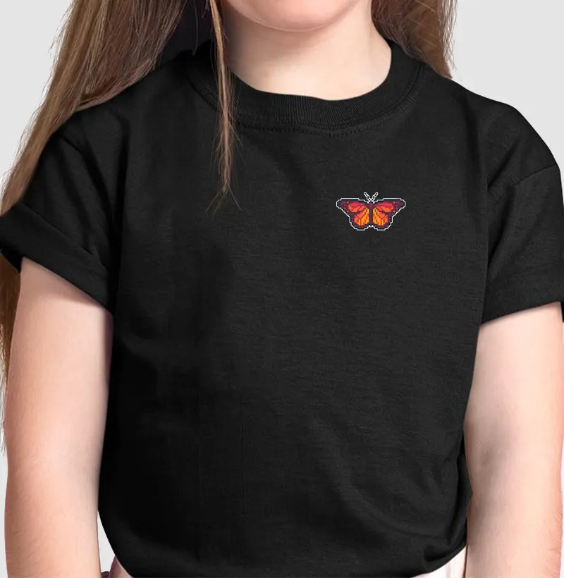 Camiseta Infantil Borboleta Reset8Bit