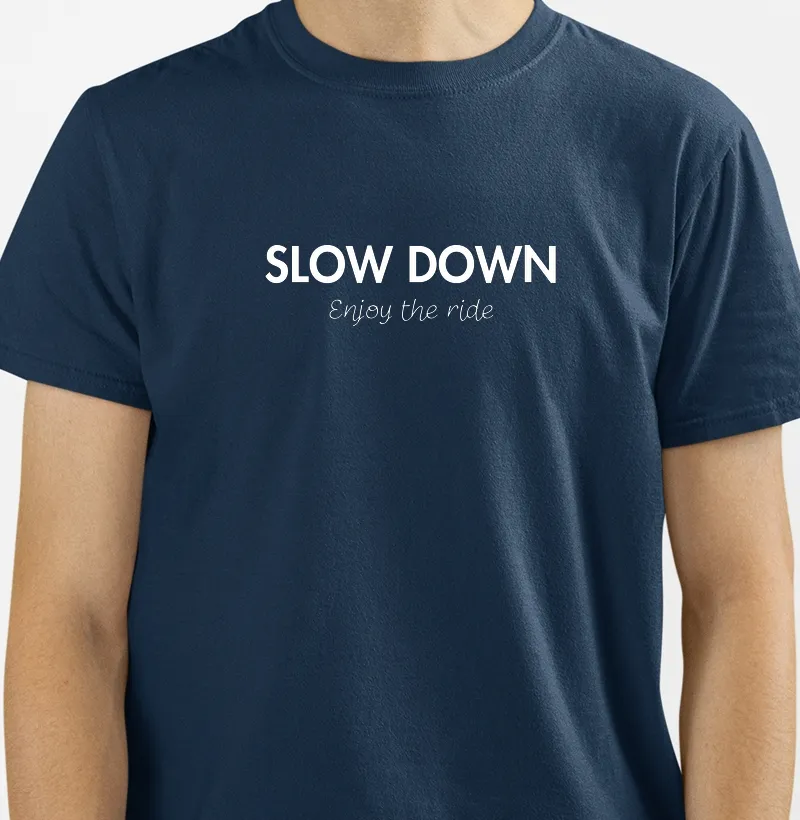 Camiseta Regular - Slow Down