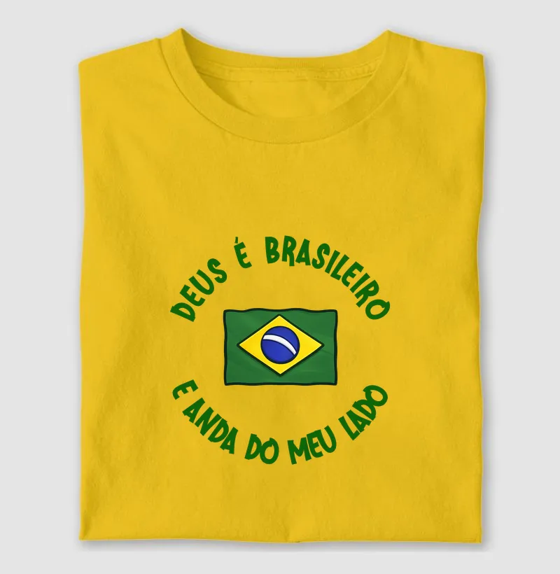 Deus é Brasileiro e anda do meu lado
