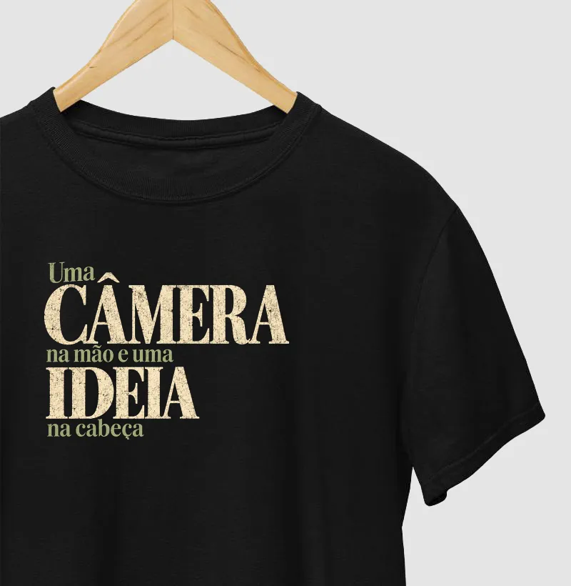 Uma câmera na mão e uma ideia na cabeça