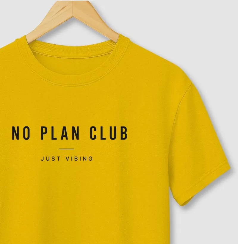 Camiseta No Plan Club Just Vibing – Minimalista